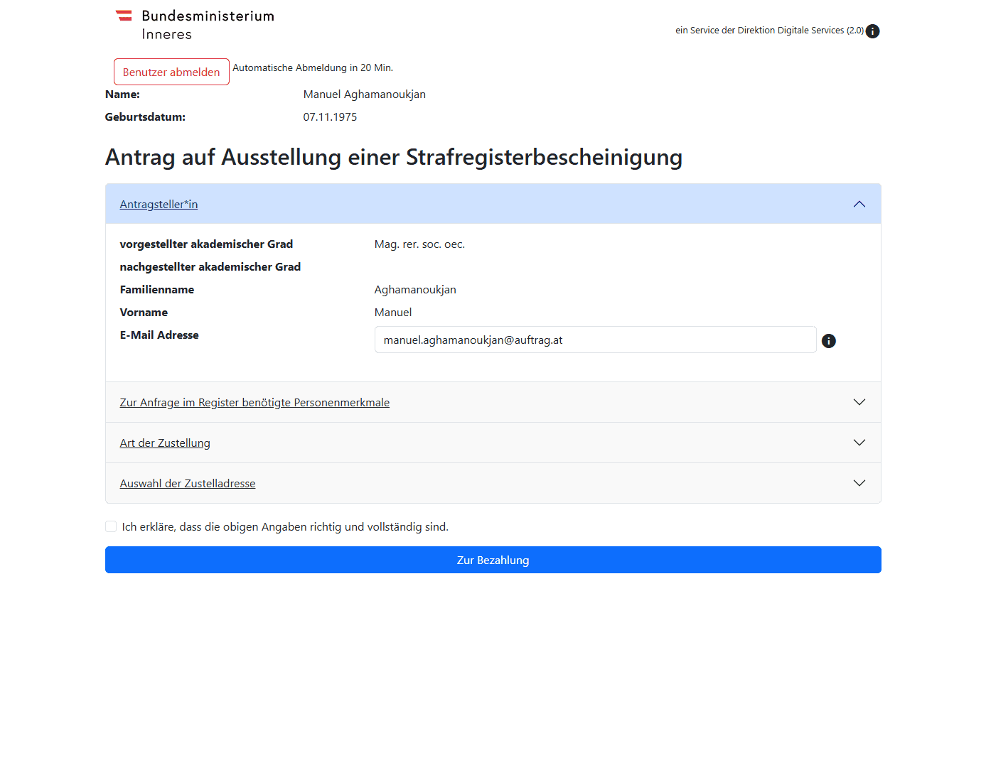 Online-Antragsformular zur Beantragung einer Strafregisterbescheinigung mit Formulargruppen für Antragsteller:in, Personenmerkmale, Zustellung und Zustelladresse